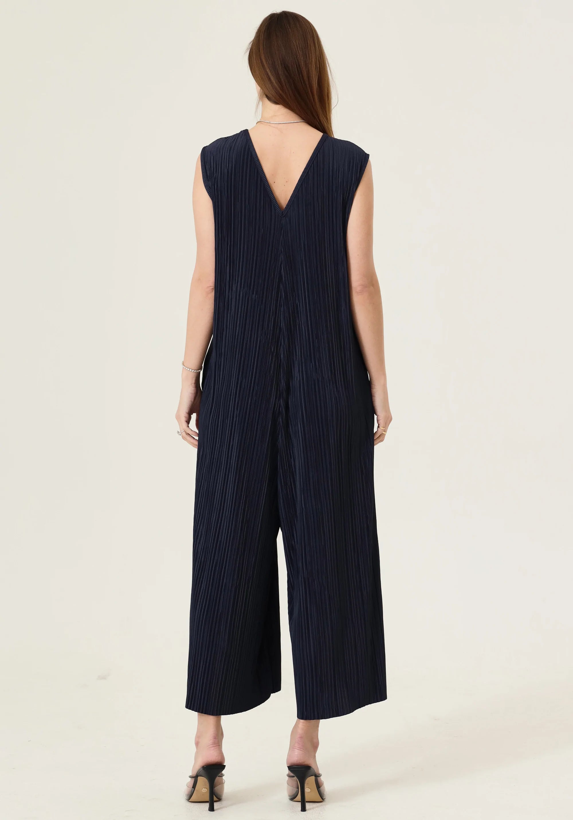 SUPER COMFY PLEATED JUMPSUIT