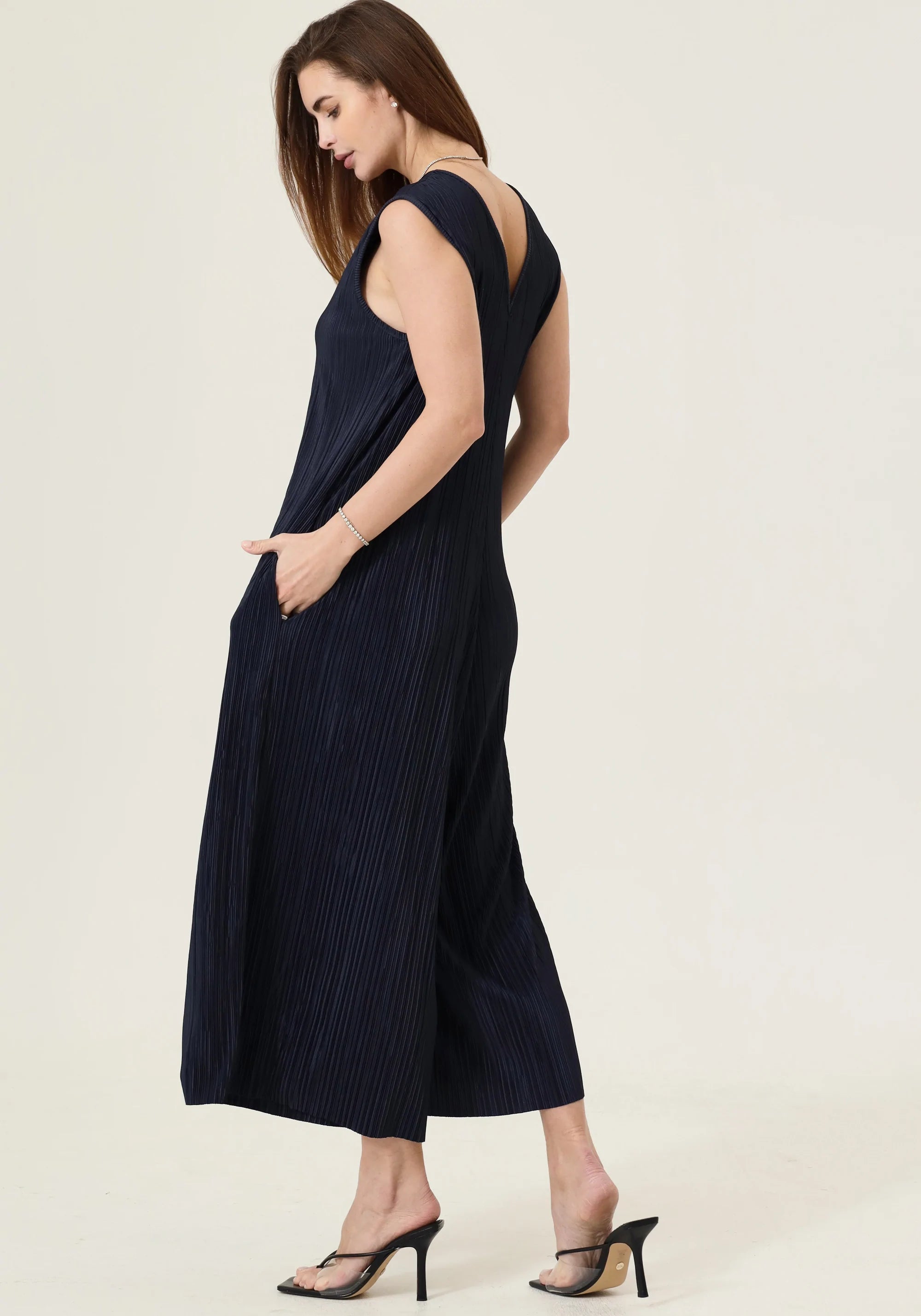 SUPER COMFY PLEATED JUMPSUIT